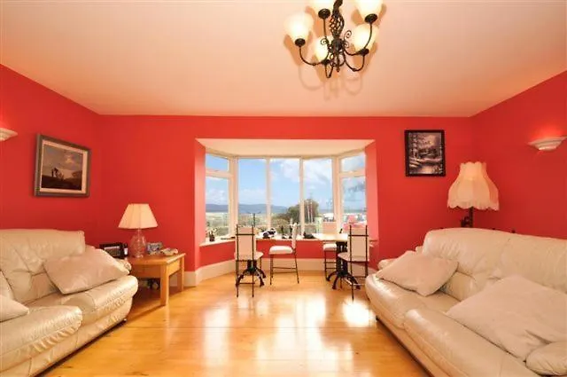 Claremount House B&B-1
