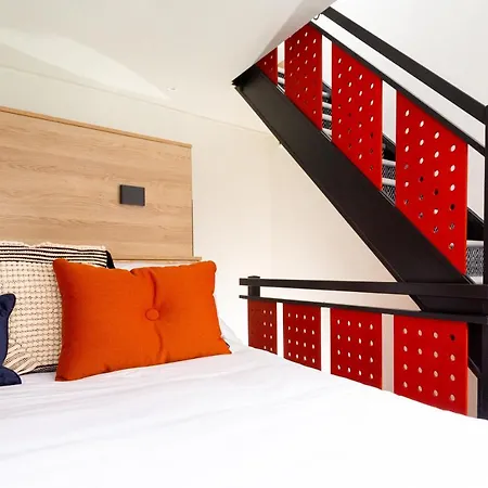 The Snug Townhouse-2