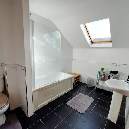 Private Accommodation In House Close To Galway City-3