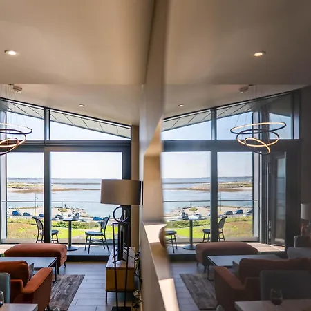 Shoreline Apartments-3