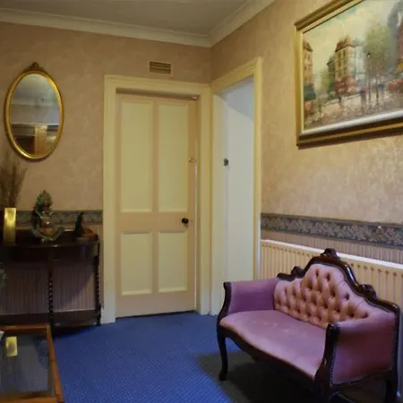 Wards Hotel-2