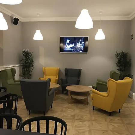 Glen Oaks Lodge-3